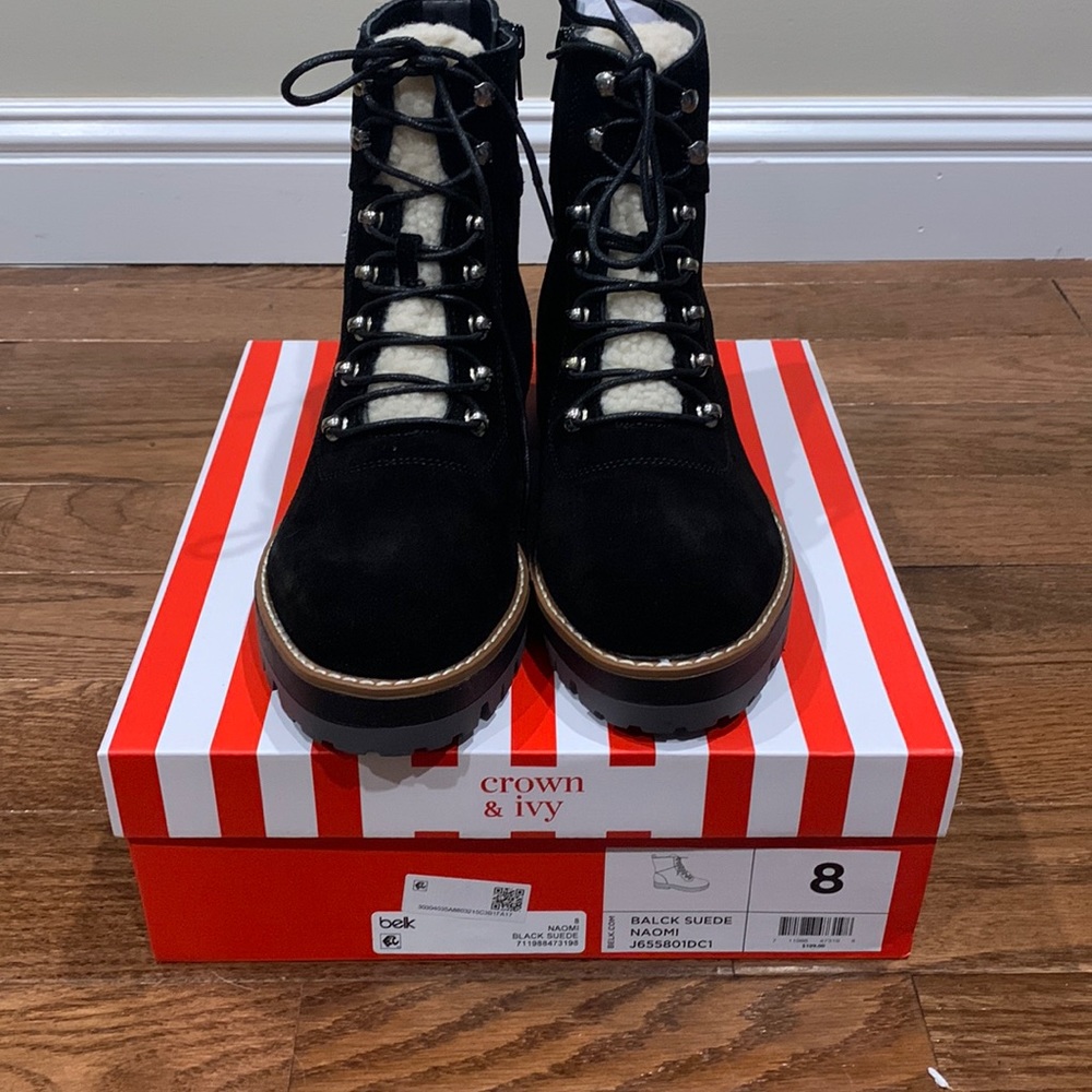 Crown and Ivy Naomi Suede Boots